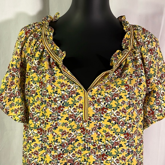 Max Studio Yellow Red & Green Floral Print Ruffled Split V-Neck Blouse - Picture 4 of 16